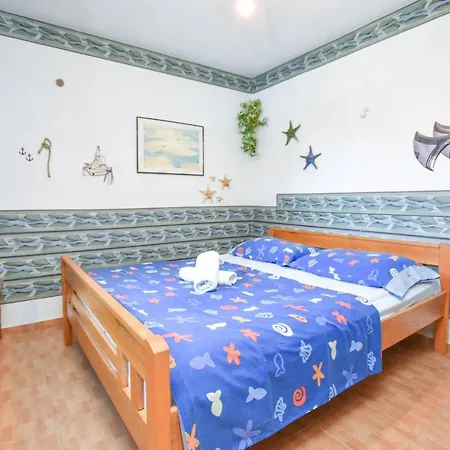 House Vesela Nyaraló *