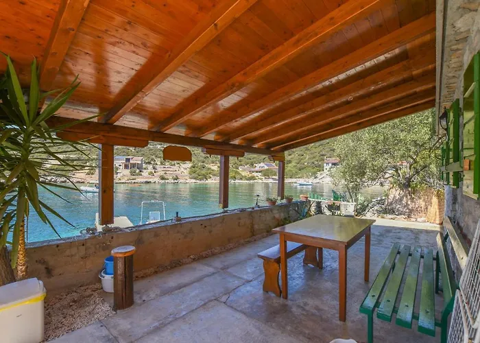 Дом отдыха House Vesela