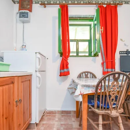 Vakantiehuis House Vesela *