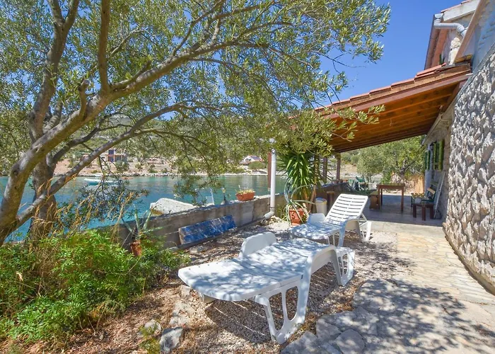 House Vesela بيت للعطل *