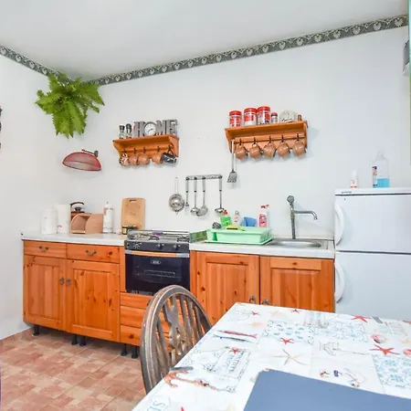 House Vesela Holiday home Tkon
