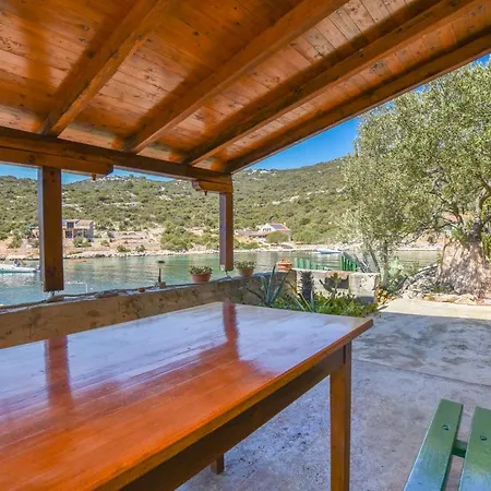 House Vesela Dom wakacyjny Tkon